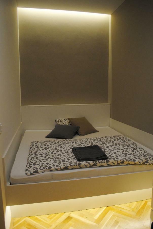 Apartments Centre In Style Olomouc Ngoại thất bức ảnh