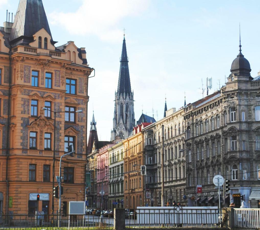 Apartments Centre In Style Olomouc Ngoại thất bức ảnh