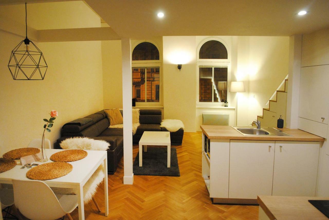 Apartments Centre In Style Olomouc Ngoại thất bức ảnh